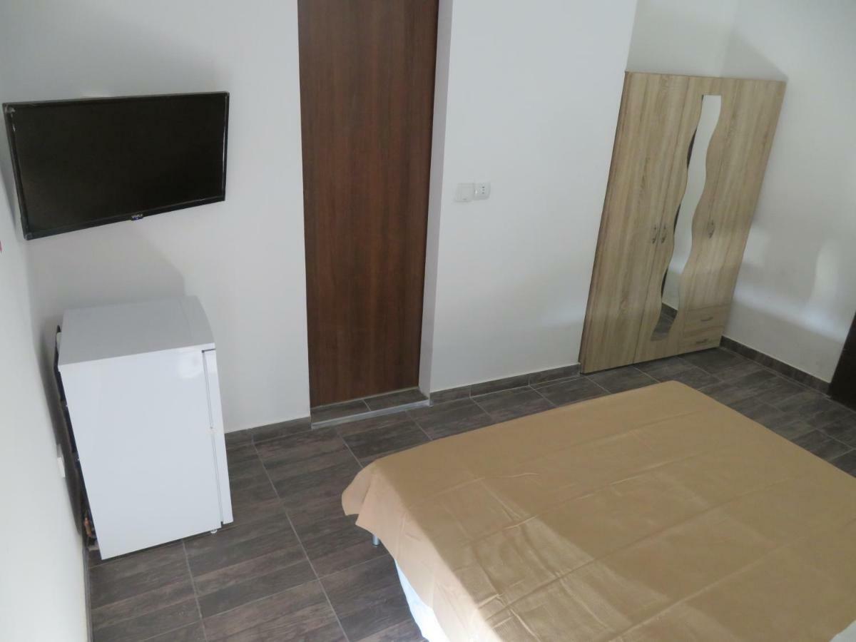 Hotel Vila Velvet Starigrad Paklenica Esterno foto
