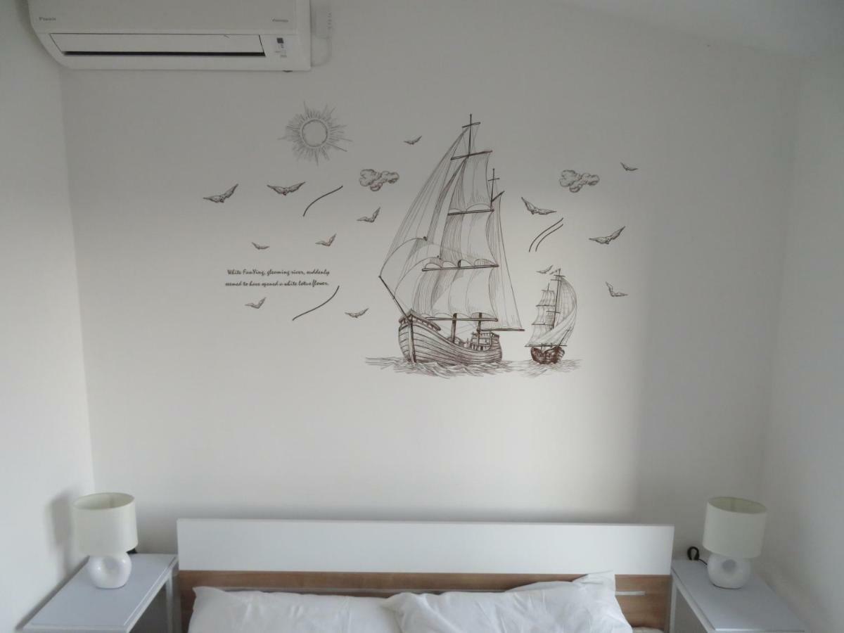 Hotel Vila Velvet Starigrad Paklenica Esterno foto