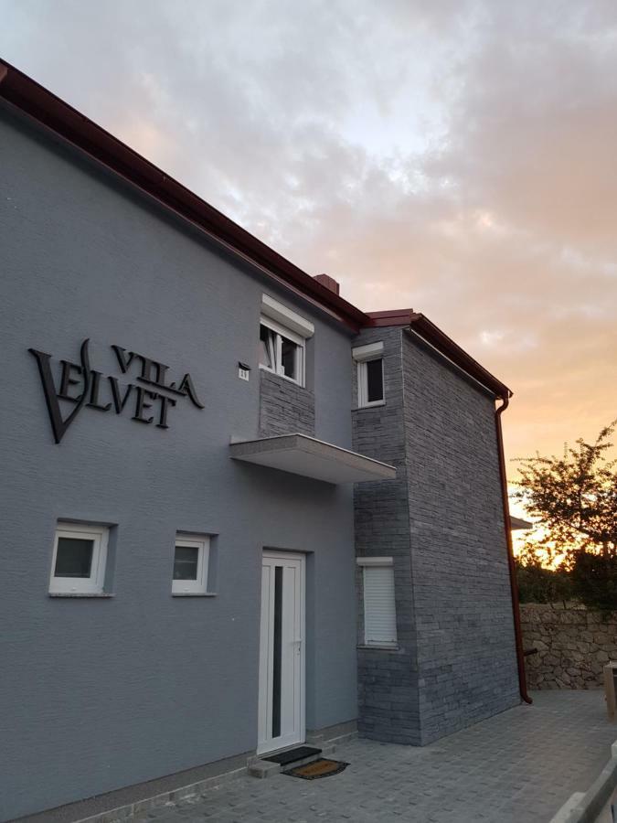 Hotel Vila Velvet Starigrad Paklenica Esterno foto